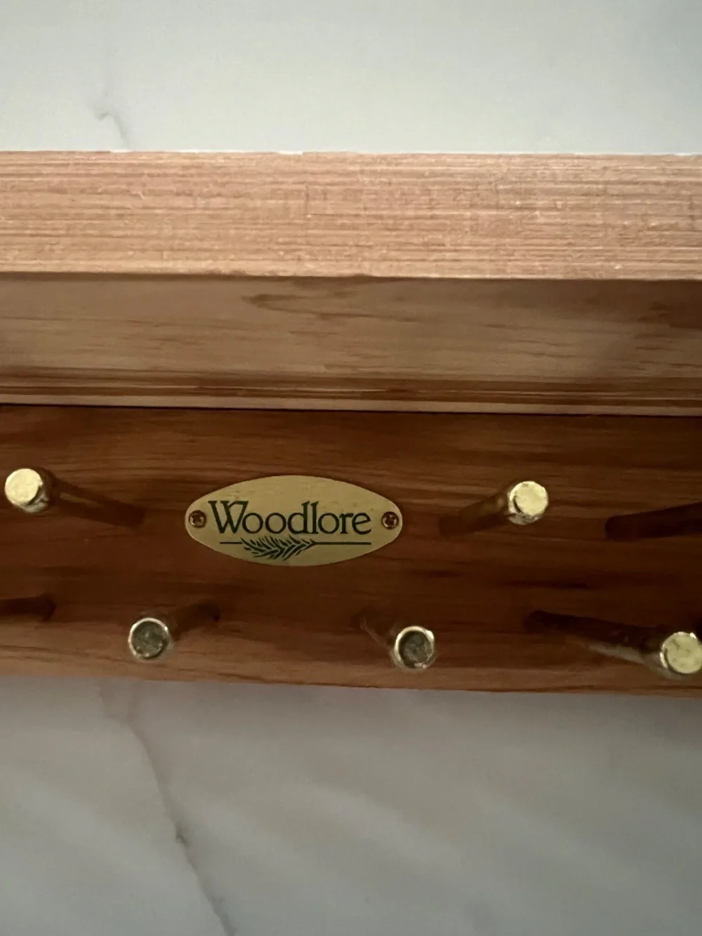 Woodlore Cedar Multi-Purpose Organizer w/ Brass Hardware: GREAT CONDITION